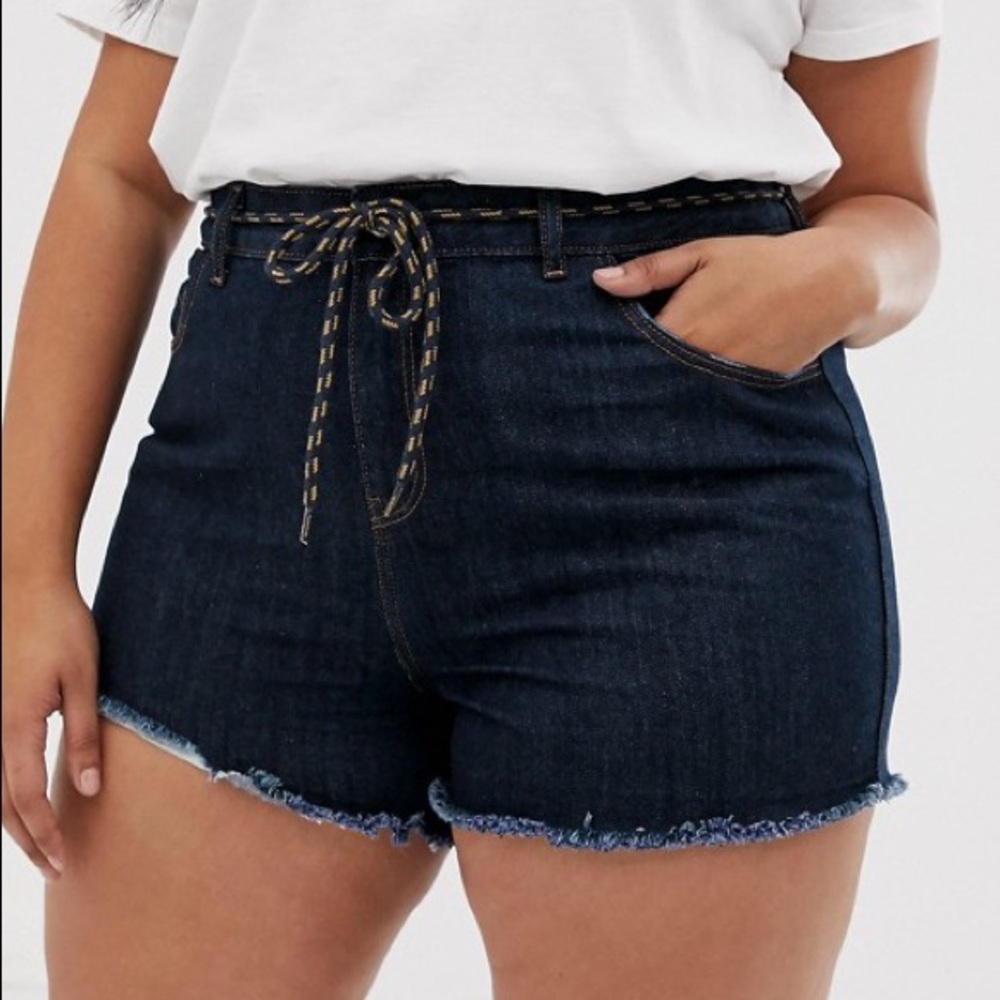 New shorts , plus size